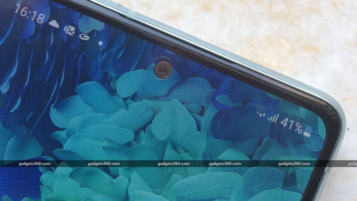 samsung galaxy s20fe frontcam ndtv s20