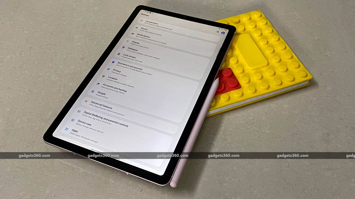samsung galaxy tab s6 lite with stylus side Samsung Galaxy Tab S6 Lite